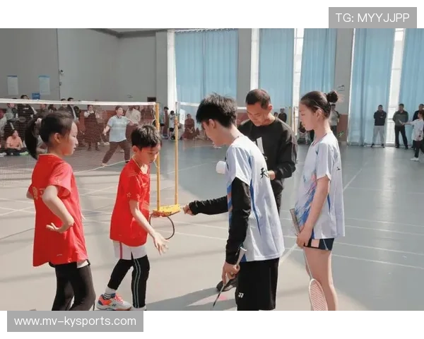 国际羽毛球巡回赛在赛事中设置青少年科研训练营与教练互动课堂